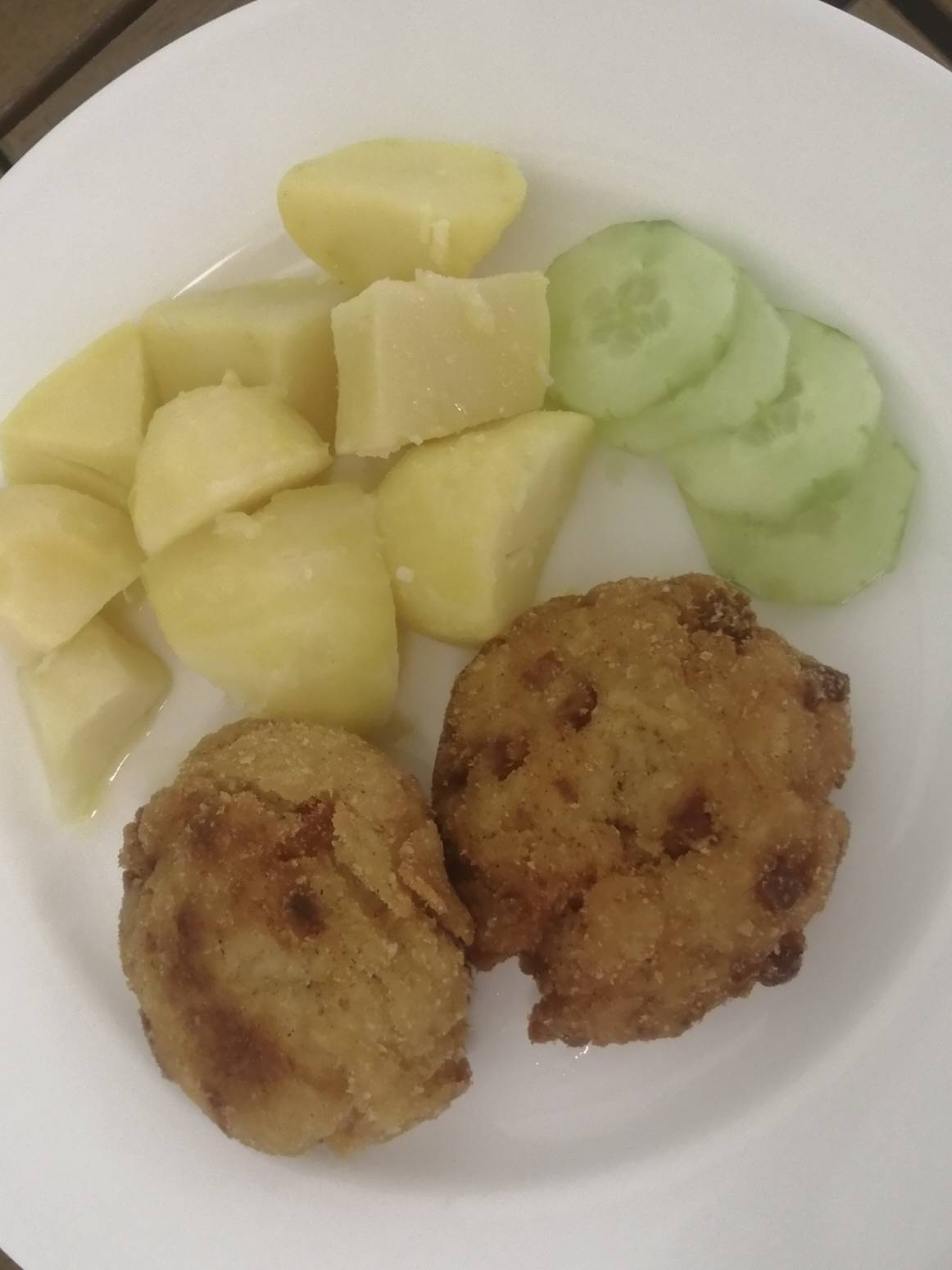 celerové karbenátky, bramory a máslem