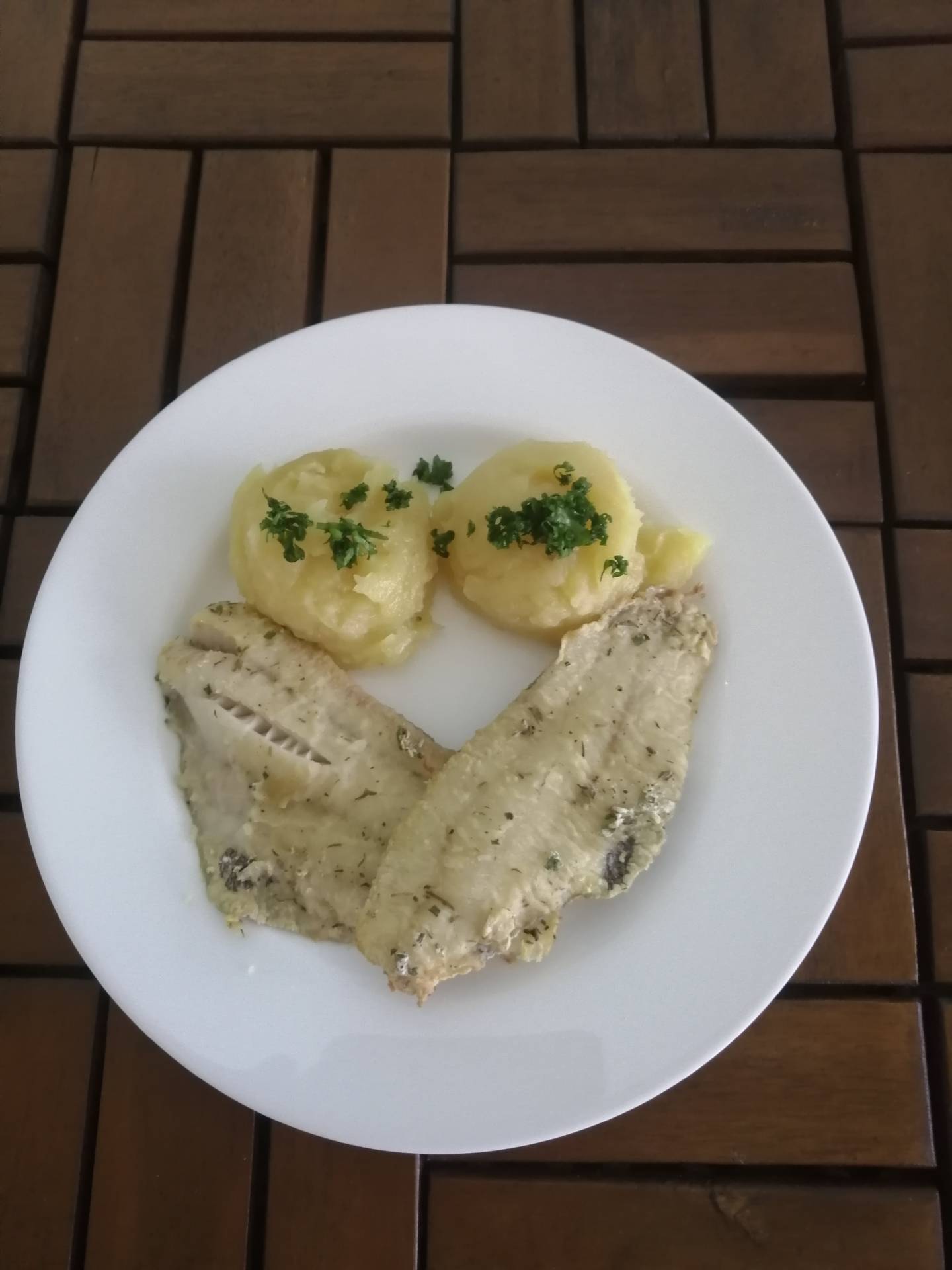 Treska v bylinkové krustě, Šťouchané brambory