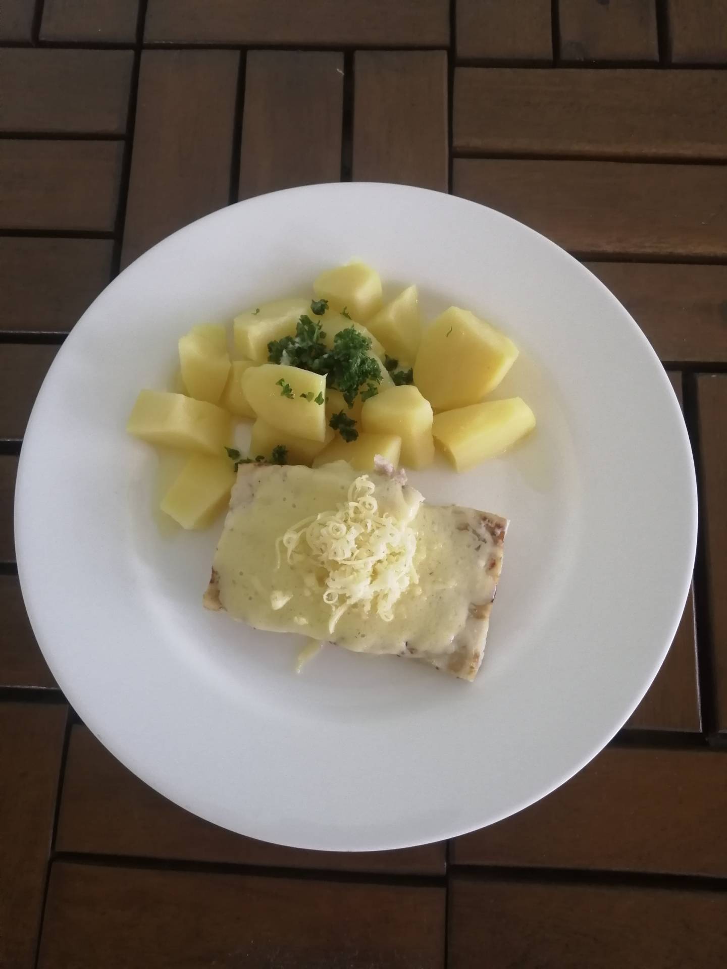 treska na kmíně a másle, bramborová kaše