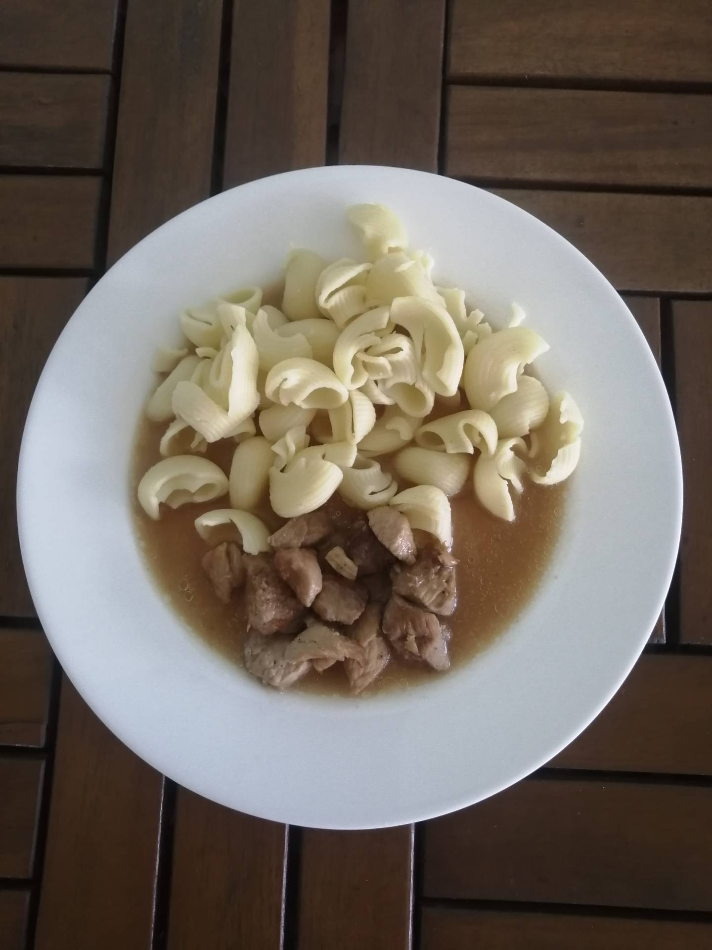 vepřová kýta na pepři, italské těstoviny