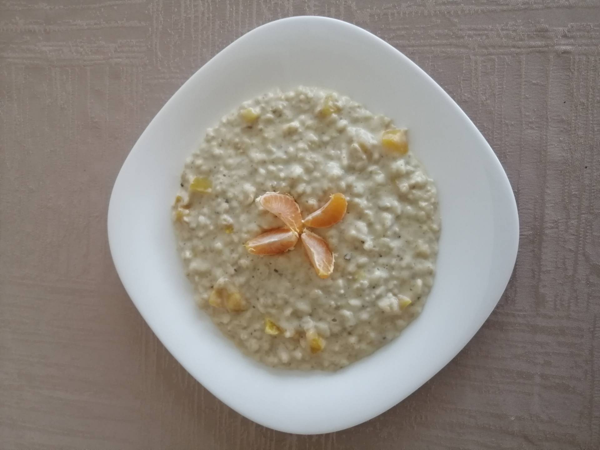 vločková kaše s ovocem