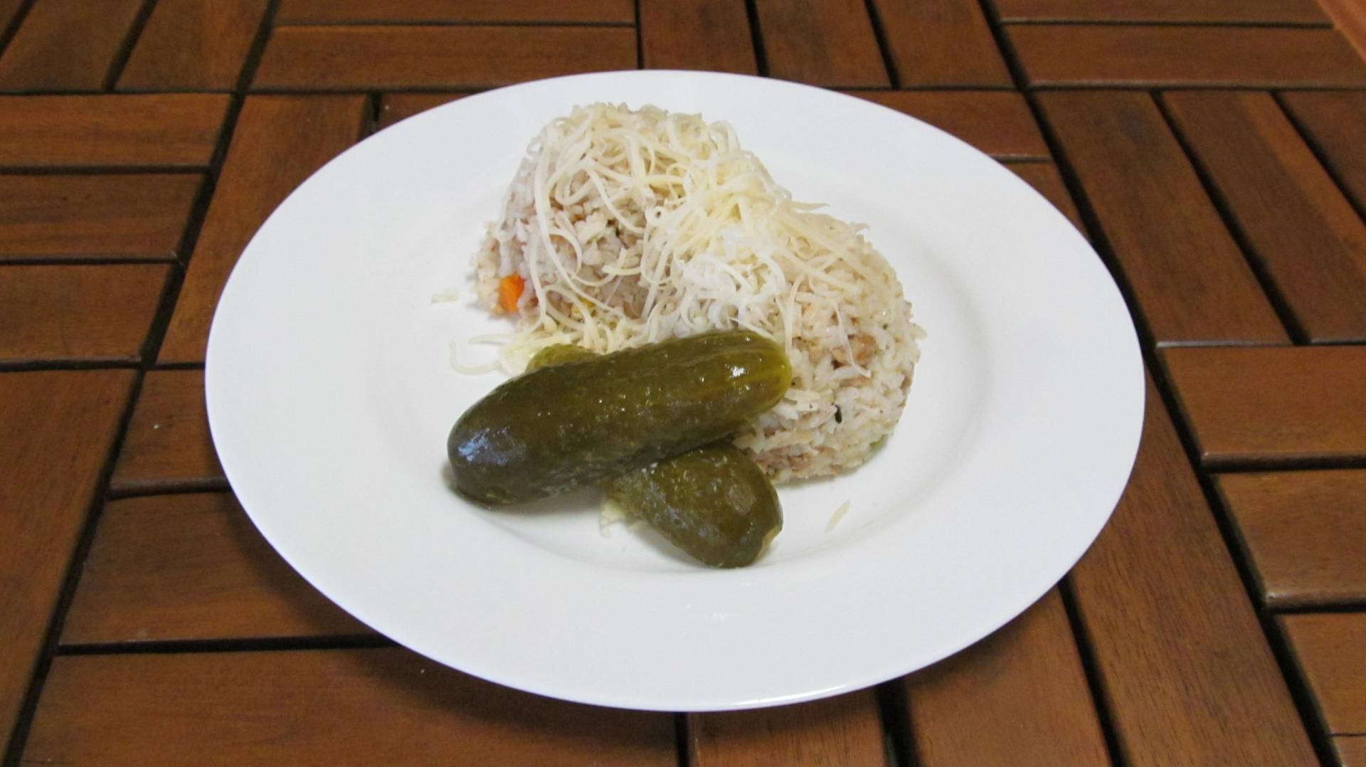 vepřové rizoto se zeleninou a sýrem