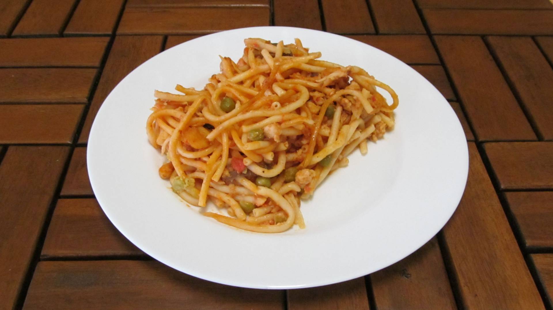 zapékané makarony s drůbežím masem a zeleninou