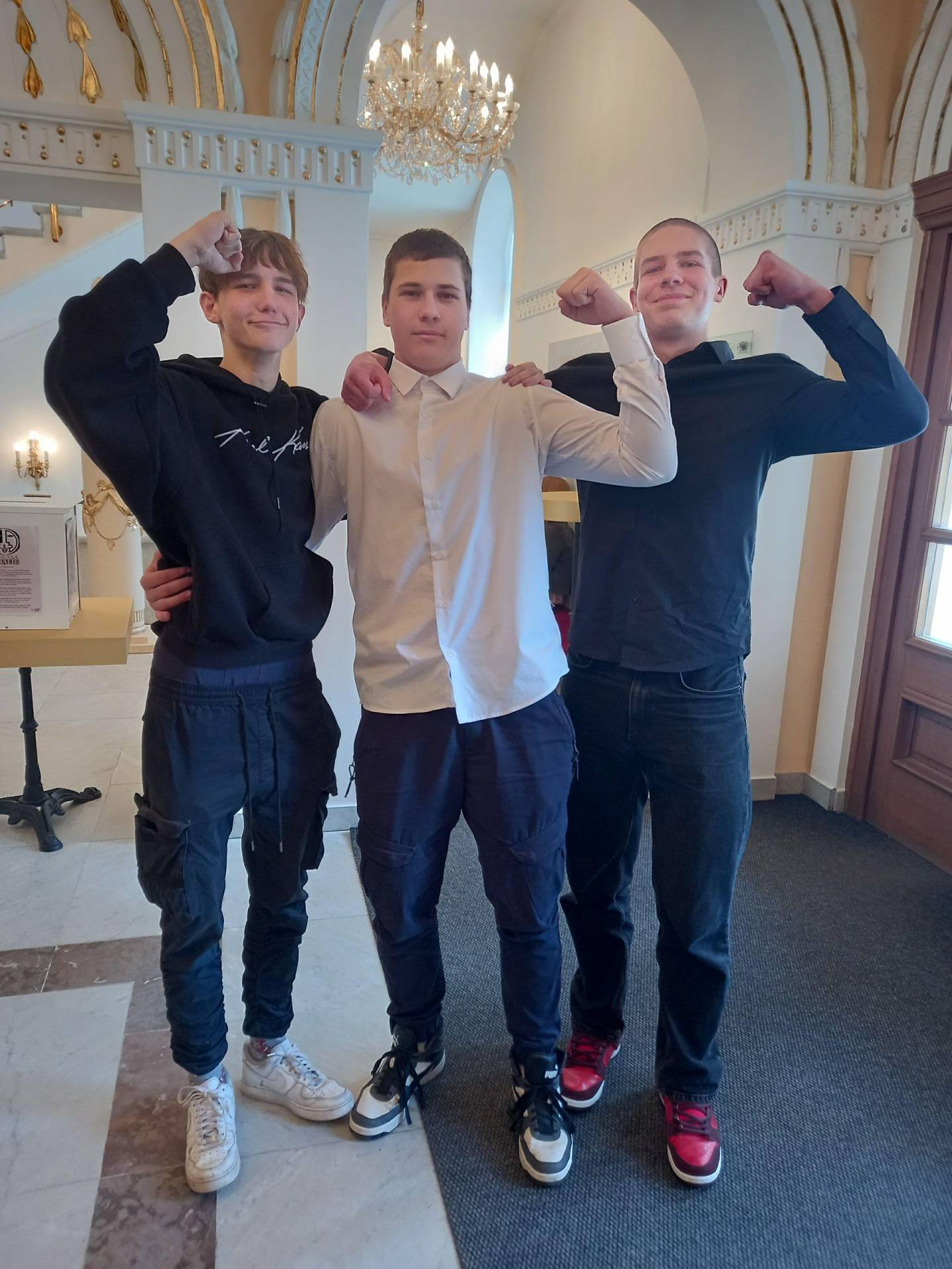 STUDENTI EMKA VE SLEZSKÉM DIVADLE V OPAVĚ NA CYRANOVI Z BERGERACU!