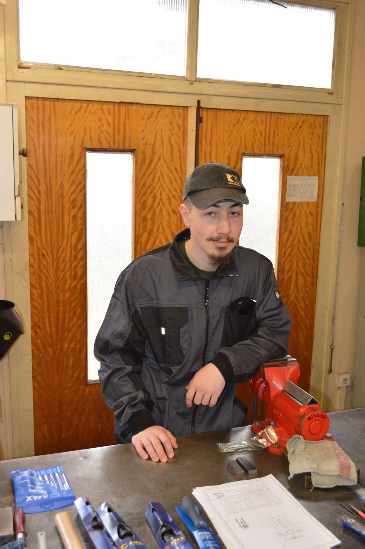 MIKI KOWAŘOVSKY V TOP 10 NEJLEPŠÍCH STROJNÍCH MECHANIKŮ V ČR!